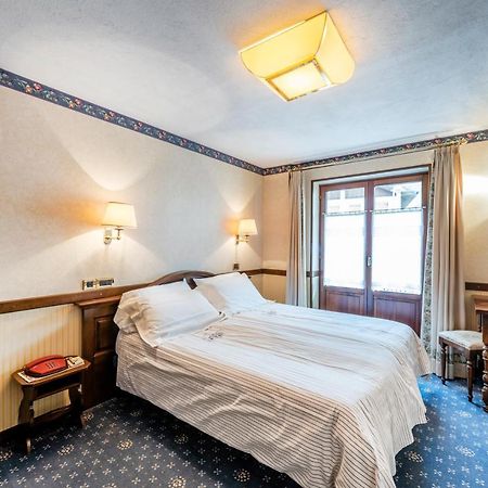 Hotel Petit Prince Antagnod Eksteriør bilde