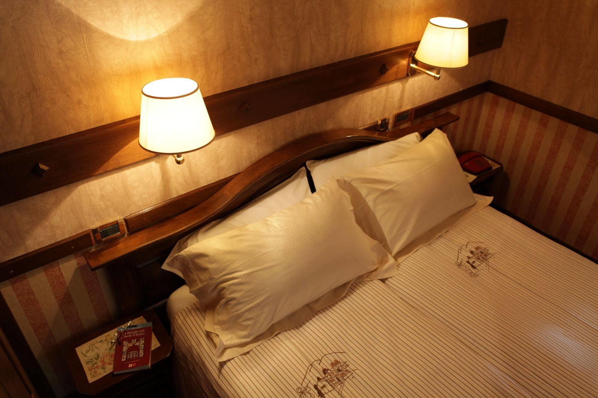 Hotel Petit Prince Antagnod Eksteriør bilde